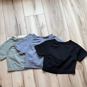 3 PINK Victoria's Secret Black, Blue, and Green Cropped WorkoutShort Sleeve Tees